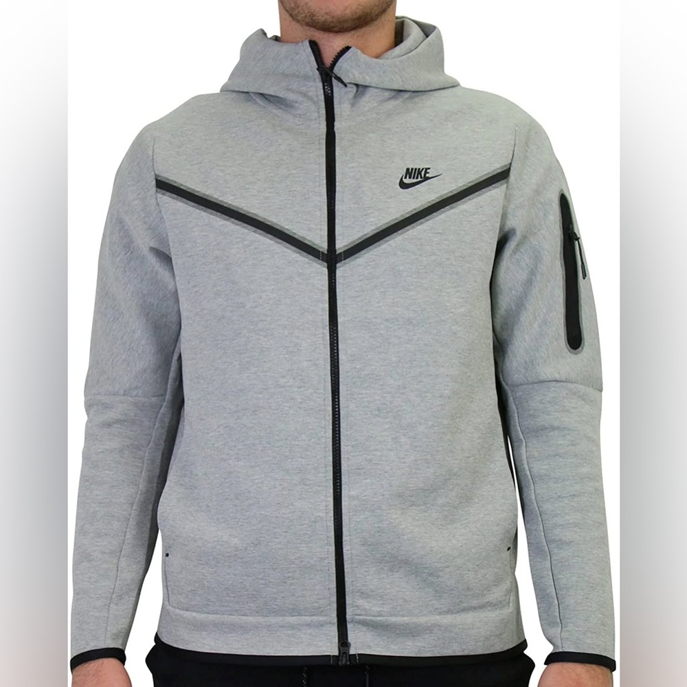 Nike Tech Men’s Sports Zip Up Performance Hoodie in Grey M - Picture 2 of 9